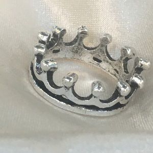 ❤️ 2 for $10 PRICE DROP 
Royal Queen Crown Ring